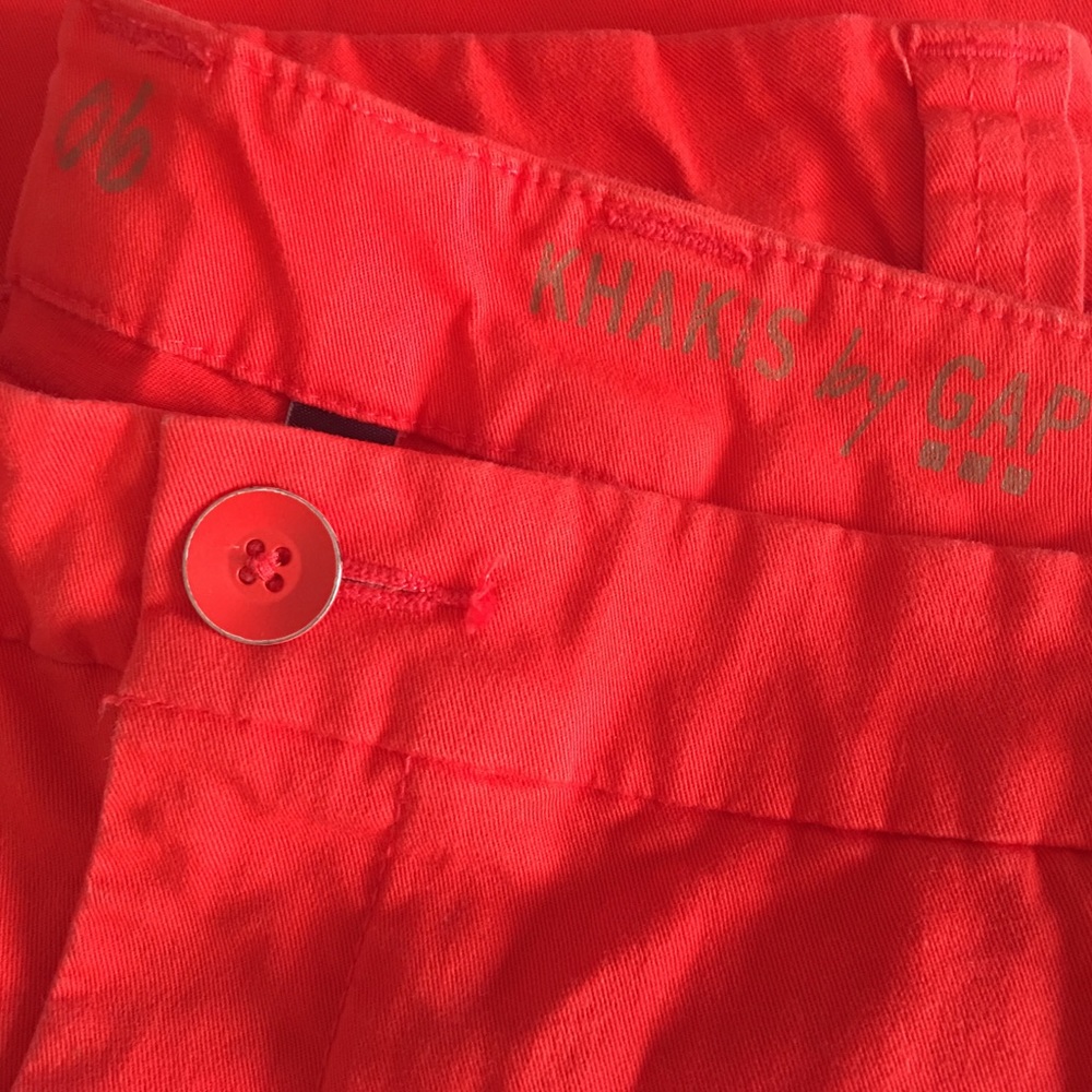 Classic GAP Khakis | Lava | 6